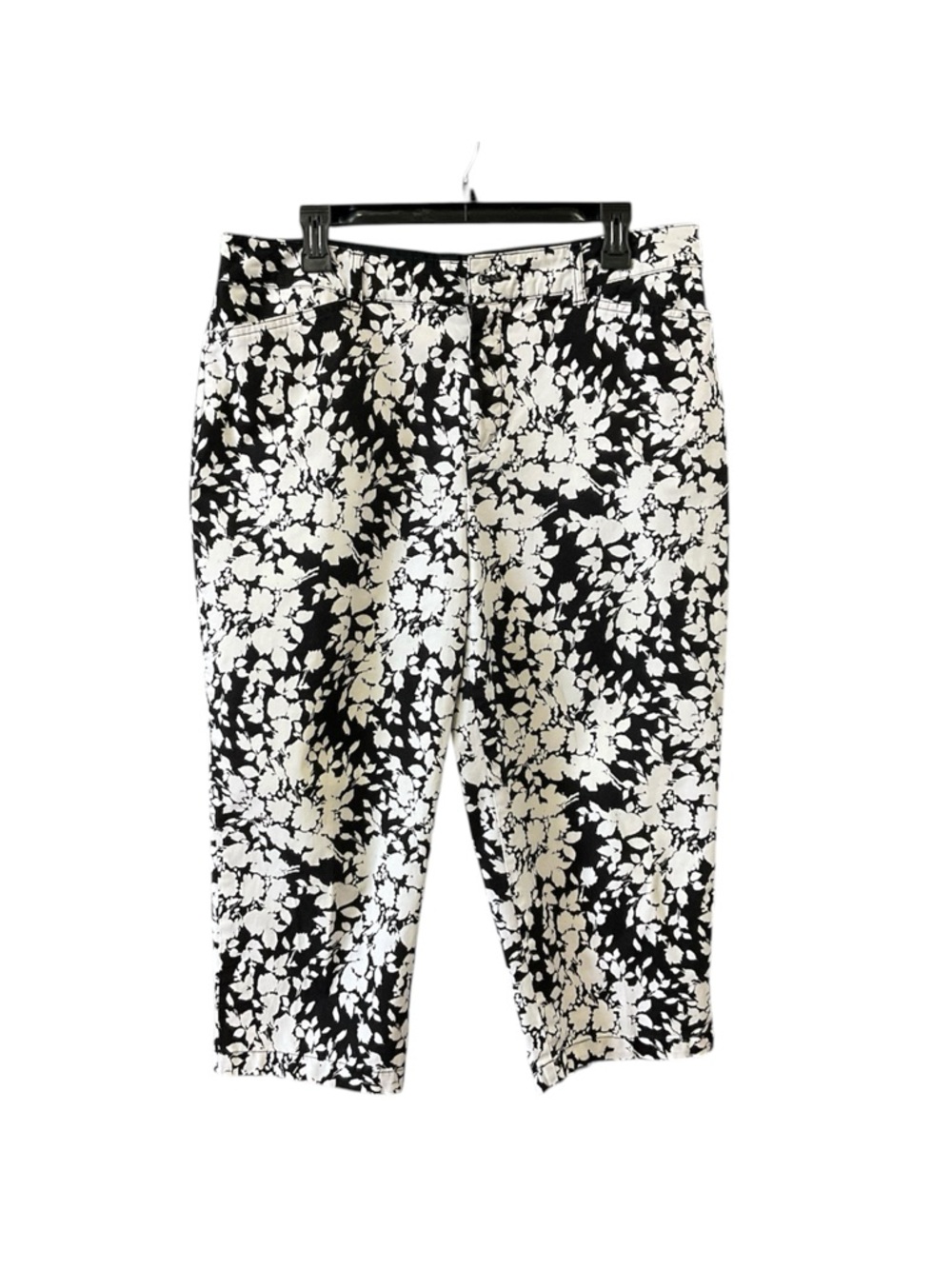 Croft & Barrow Women's "Classic Fit" Floral Capri Pants